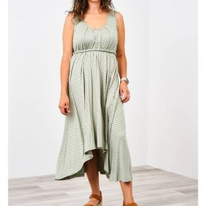 NWT Latched Mama Porcelain Dot Pleated Dress- Standard